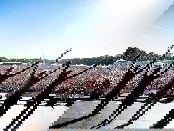 Brokkenpiloten op het podium