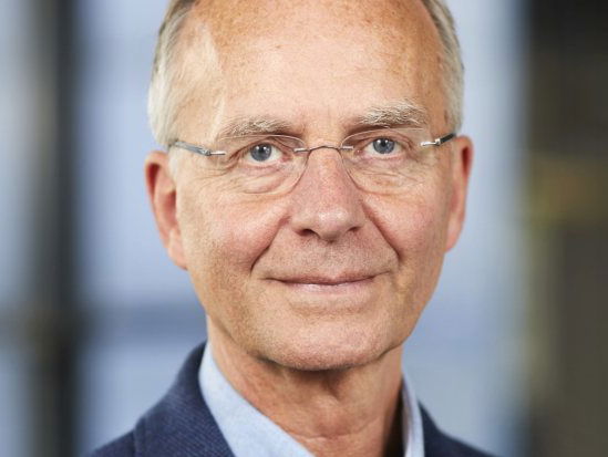 Sven Op 1 - Oud-minister Henk Kamp (VVD): 'Rutte kan best twintig jaar premier blijven'