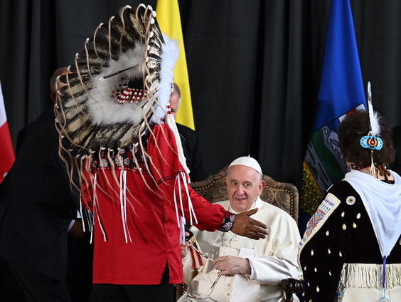 Paus in Canada voor boetedoening