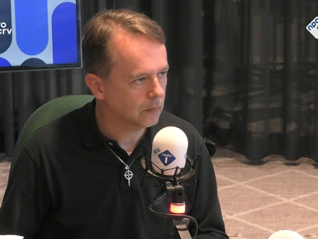 Wat staat er nu echt in de Bijbel over homoseksualiteit?