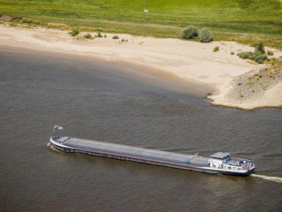 Hoe gaat de binnenvaart om met het watertekort?