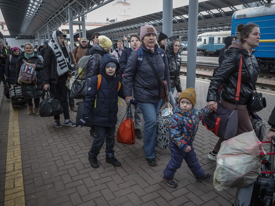 Poolse grensstad kan aantal vluchtelingen niet meer aan