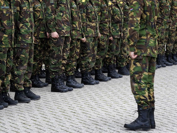 Stand.nl: De dienstplicht moet nieuw leven worden ingeblazen