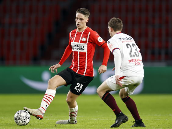 Nabeschouwing PSV-Telstar: Veerman dwarsboomt plannen Jonker