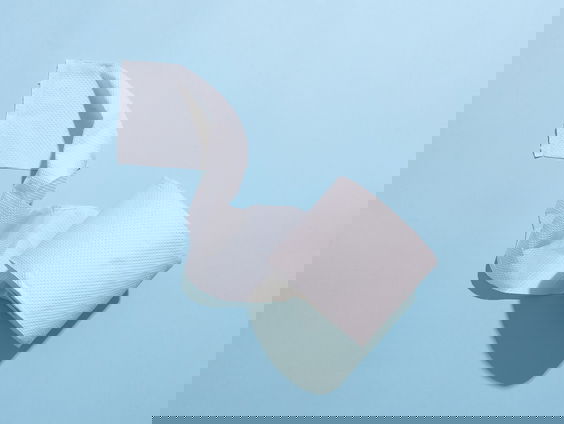 Waarom wordt er een petitie ingediend voor verplichte toiletten in de trein?