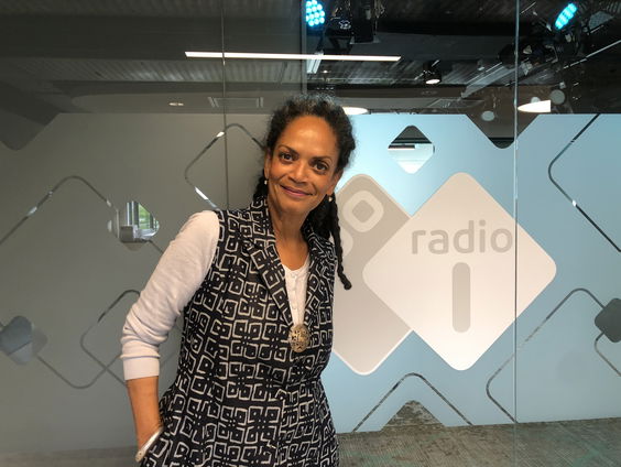 De Perstribune met Aldith Hunkar