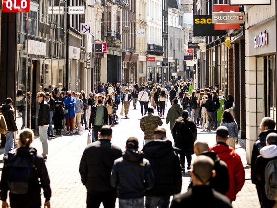 SCP: een op de zes Nederlanders heeft te maken met stapeling van problemen