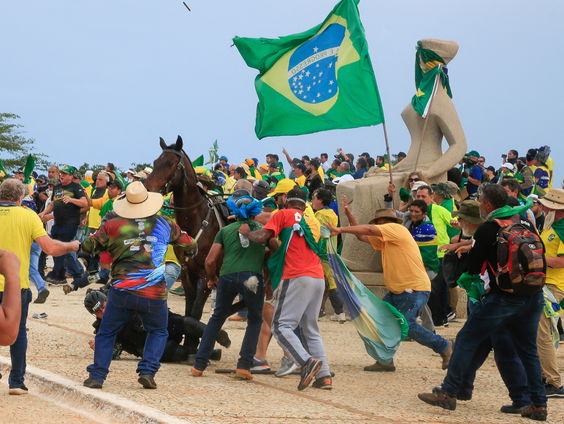 Lula vervangt Braziliaanse politietop na bestormingen