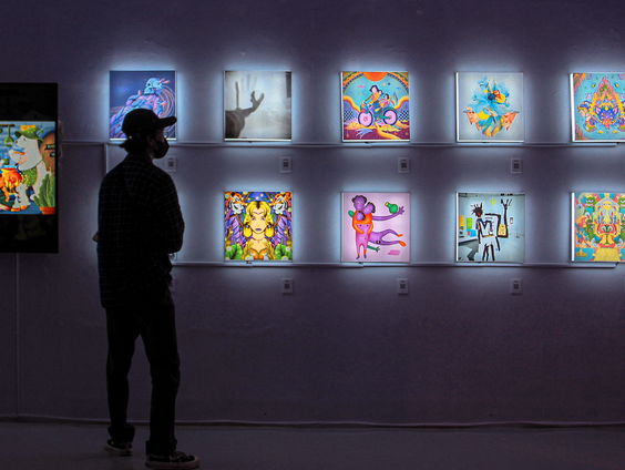 Wat heeft de opkomst van NFT's teweeg gebracht in de kunstwereld?