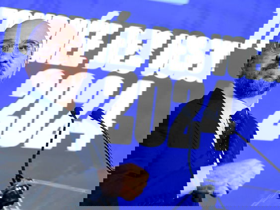 Waarom is iedereen boos op EU-president Charles Michel?