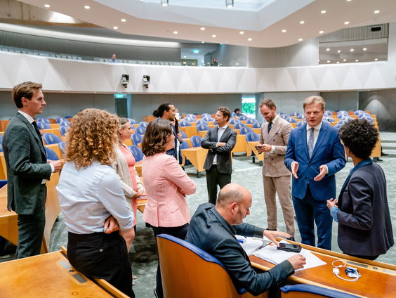 Oppositie-Kamerleden lanceren plan om oneigenlijke lobby en belangenstrengeling aan te pakken