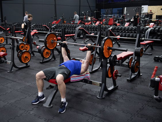 Sport-influencers zorgen voor onhaalbaar schoonheidsideaal bij jongeren