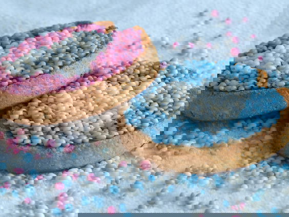 Tweeling geboren uit oudste embryo ooit