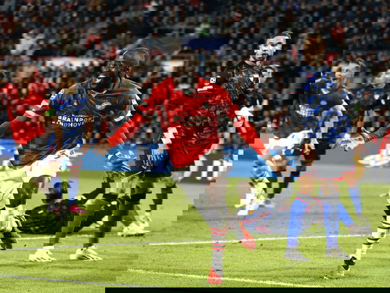 PSV in absolute slotfase nog naast Sevilla in Champions League