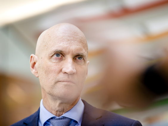 Hoogleraar virologie over het nieuwe coronabeleid