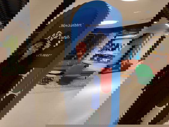 Medeoprichter Devika Chotoe vertelt wat het belang is van stichting Hindostaans & Queer.