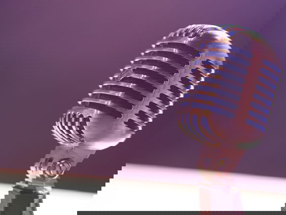 De Nieuws BV regisseur Leon brengt ode aan 'I Will Survive'