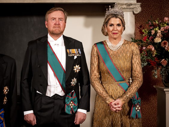 Koning laat eigen rol familiegeschiedenis in koloniale geschiedenis onderzoeken