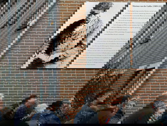 Na 90 jaar krijgt Marinus van der Lubbe een 'waardig' graf