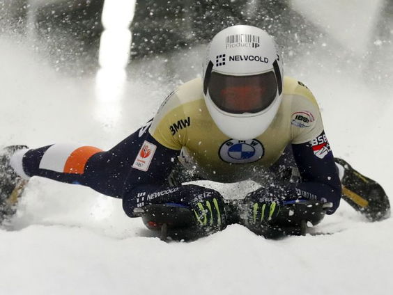 WK skeleton-dag met winst en pech voor Kimberley Bos