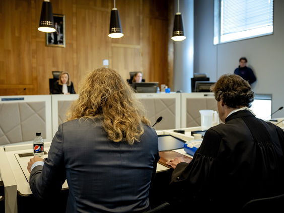 Massadonor met honderden kinderen moet stoppen met verstrekken sperma