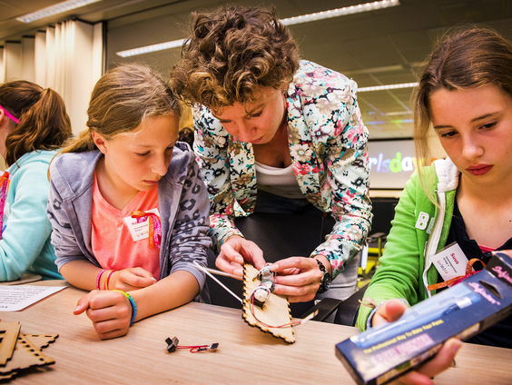 Klopt het beeld dat meiden ijveriger zijn dan jongens?