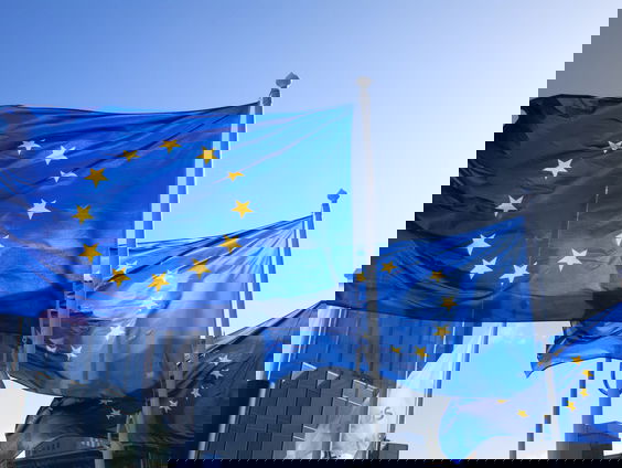 Stand.nl: De EU-kandidatuur van Servië moet in de ijskast