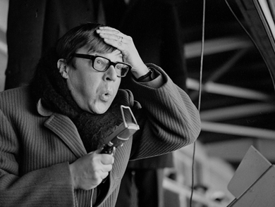 Terug naar 1984: sportverslaggever Theo Koomen overleden