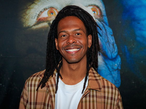 Jeangu Magrooy zingt over het slavernijverleden