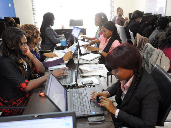 Hoogopgeleide Nigerianen willen weg, en sommige landen willen ze maar al te graag hebben