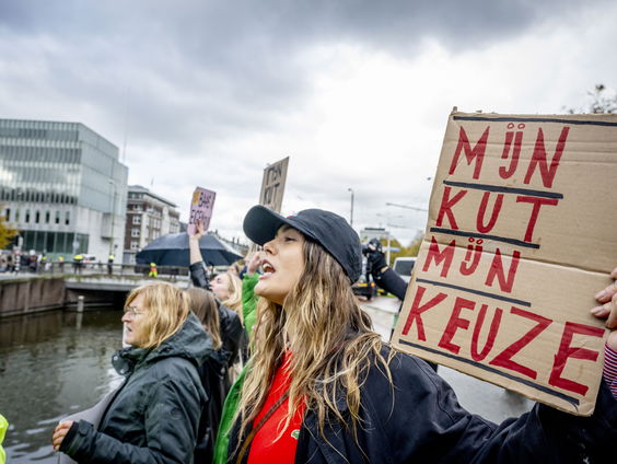 'Abortus moet uit het wetboek van strafrecht'