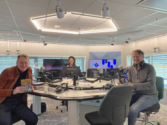 Thom Hoffman en Rob van Scheers over Quentin Tarantino die naar Nederland komt