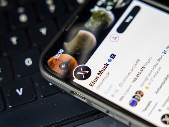 Musk verandert Twitter naar X