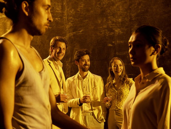 Gelukzoekers op Sumatra is een theaterstuk over het koloniale verleden van Indonesiƫ