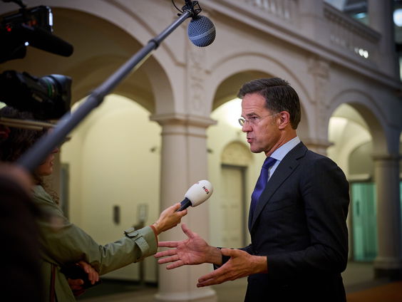 Rutte ontbijt met familieleden Israëlische gegijzelden