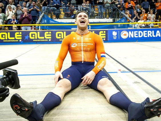 "Harrie Hattrick" spot bij EK baanwielrennen in Apeldoorn met de natuurwetten