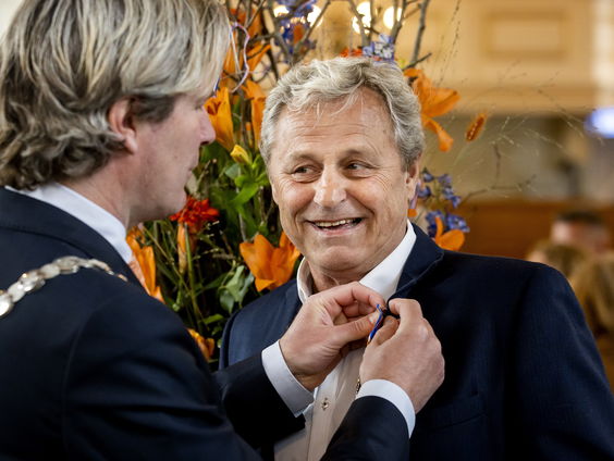 Voormalig voetballer Peter Houtman is tegenwoordig stadionspeaker