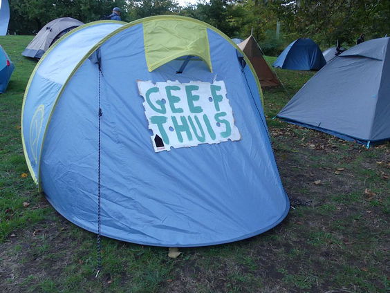 Sleep out! Buiten slapen om aandacht te vragen voor dakloze jongeren