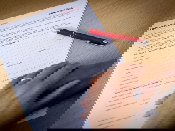 Wat zijn de effecten van media-aandacht voor euthanasie bij psychisch lijden?