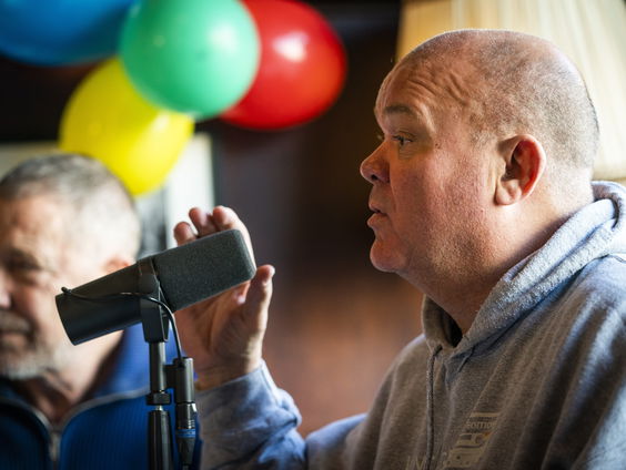 Paul de Leeuw: 'Ik betrap mezelf erop dat ik aardiger gevonden wil worden'