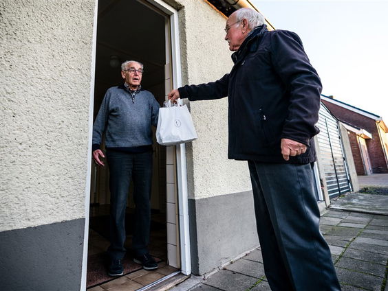 Stand.nl: We moeten meer doen om eenzaamheid te bestrijden
