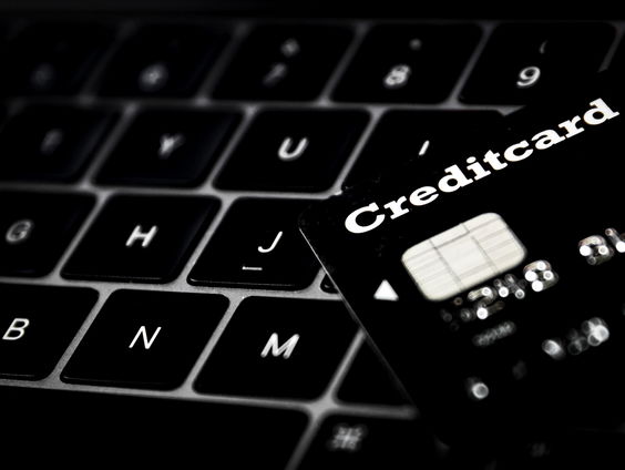 Webwinkels misleiden consumenten nog steeds met nepaanbiedingen