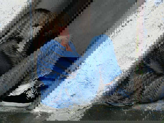 Onderzoek ouders die eigen kinderen uitbuiten