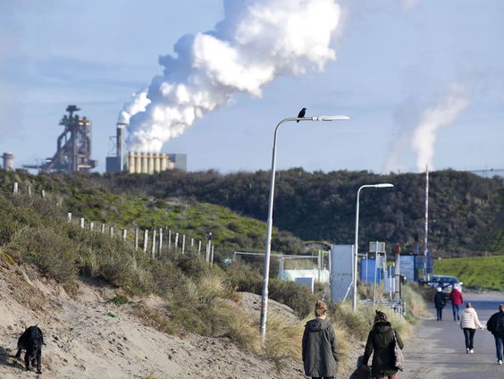 Voorstelling over wonen onder de rook van de Hoogovens