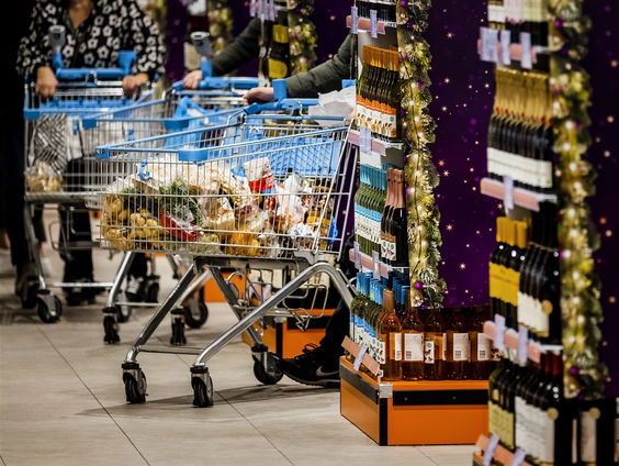 Zijn de hoge prijzen in supermarkten terecht?
