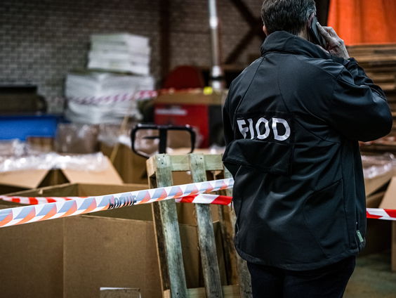 Hoe ver mag onze privacy geschonden worden om criminelen op te sporen?