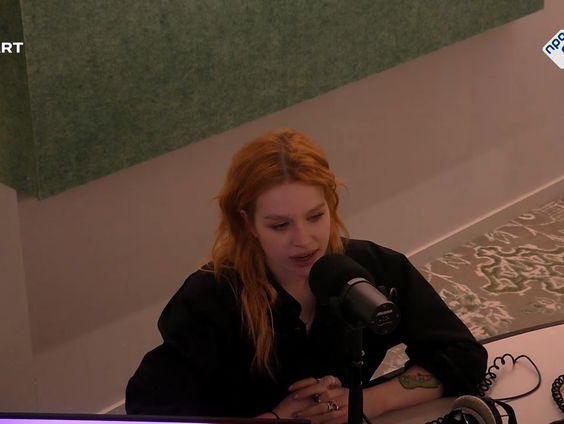 De nacht van Omroep ZWART met Elke Lale over de paralympische spelen.