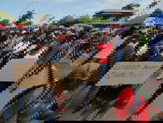 Protesten in Suriname tegen de regering: 'Ze communiceren slecht naar het volk'