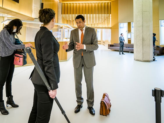 Gokbedrijven grijpen laatste maanden voor verbod aan om meer reclame te maken