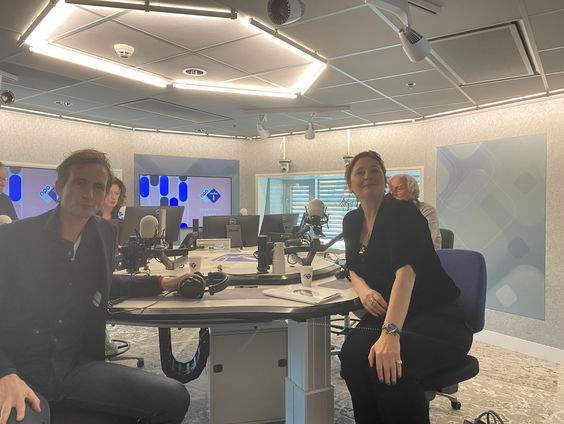 Jessica Koers en Michiel Vos over de geveilde sieraden van Anne Eisenhower